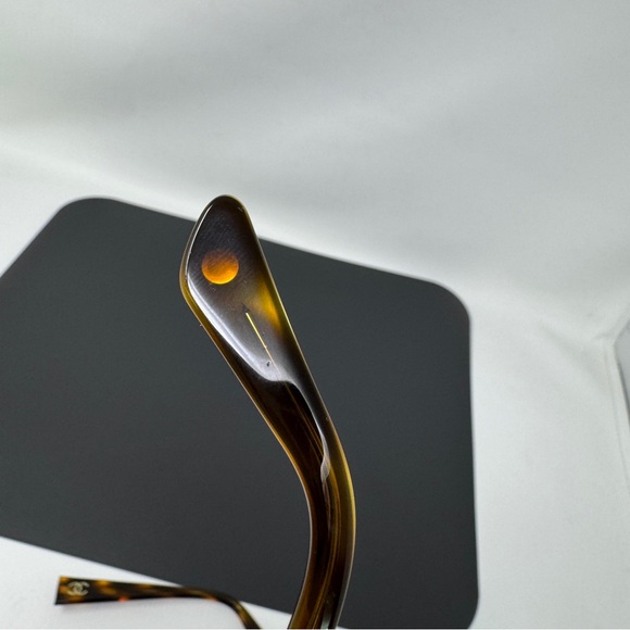 Vintage Chanel Sunglasses Replacement Temples  And Screws 5011 502/93 Tortoise - Picture 3 of 13